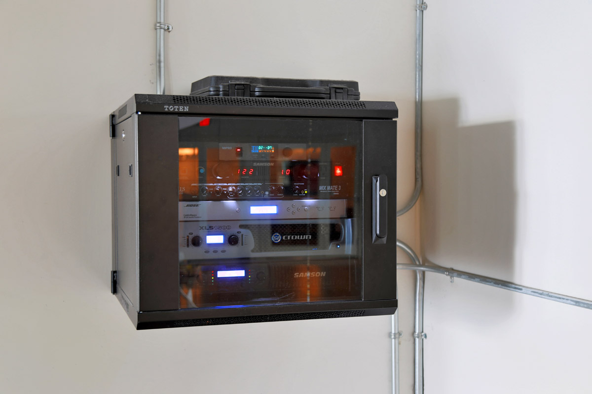 Kelowna Gym’s Acoustical Nightmare Gets the Points West Treatment